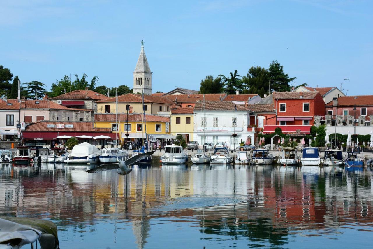 Ferienwohnung Sommer Novigrad  Exterior photo